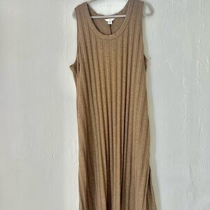 H&M Tan Ribbed Midi Dress